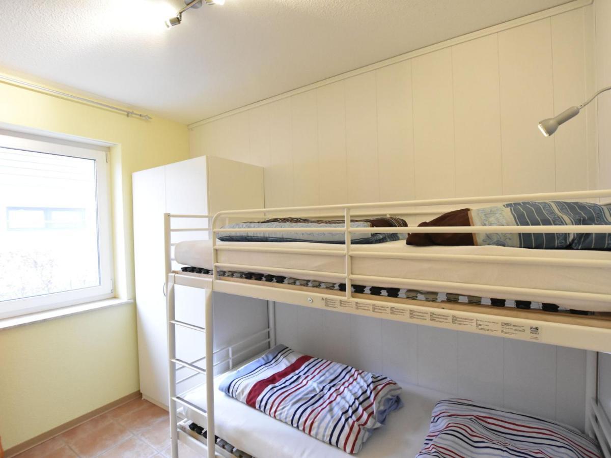 5-Bedroom Holiday Home In Zierow With Garden 객실 사진