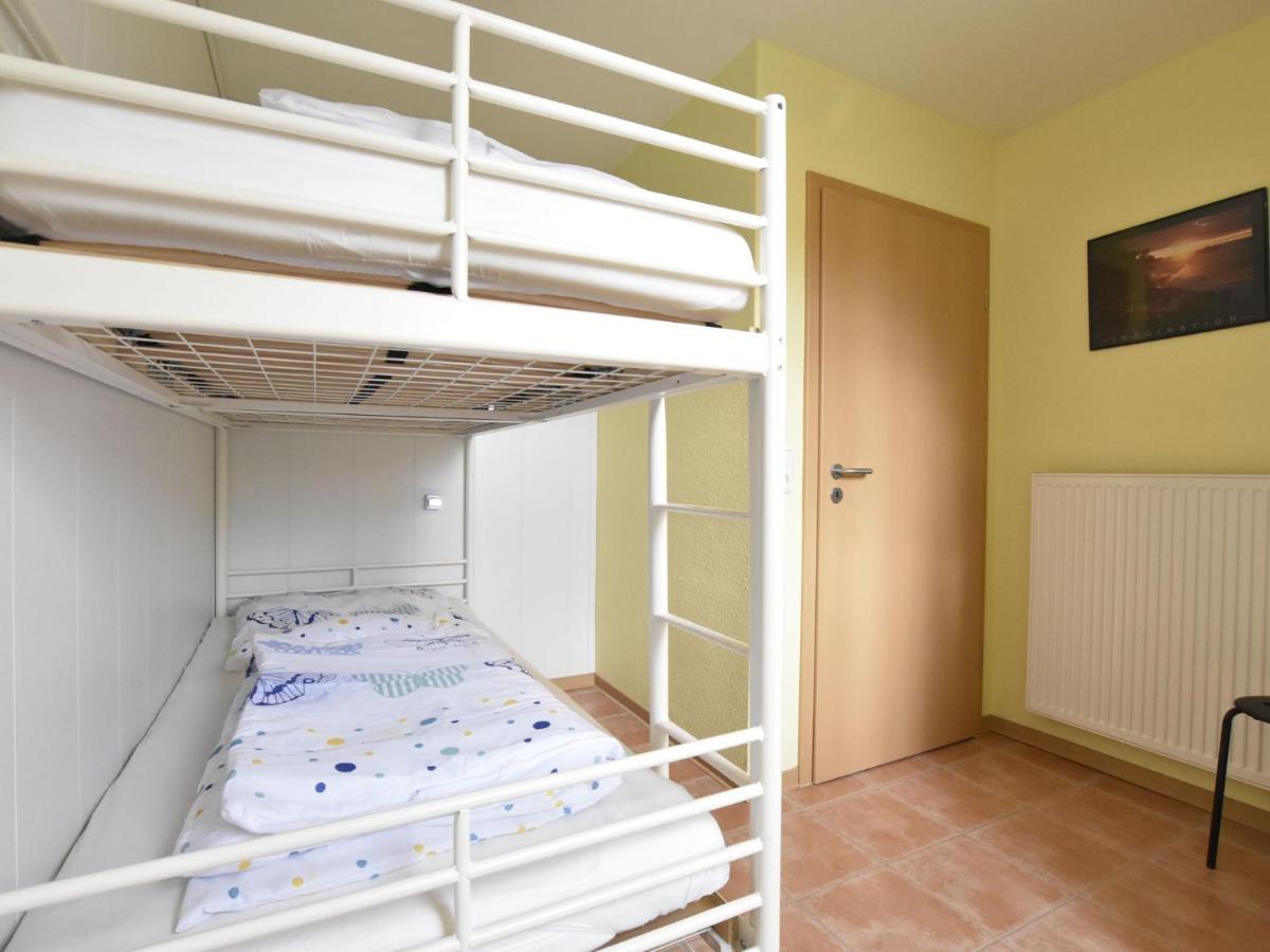 5-Bedroom Holiday Home In Zierow With Garden 객실 사진