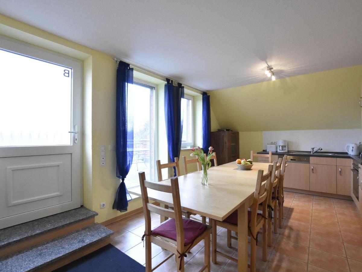 5-Bedroom Holiday Home In Zierow With Garden 객실 사진