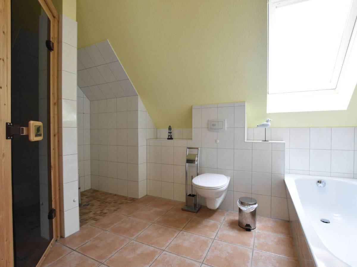 5-Bedroom Holiday Home In Zierow With Garden 외부 사진