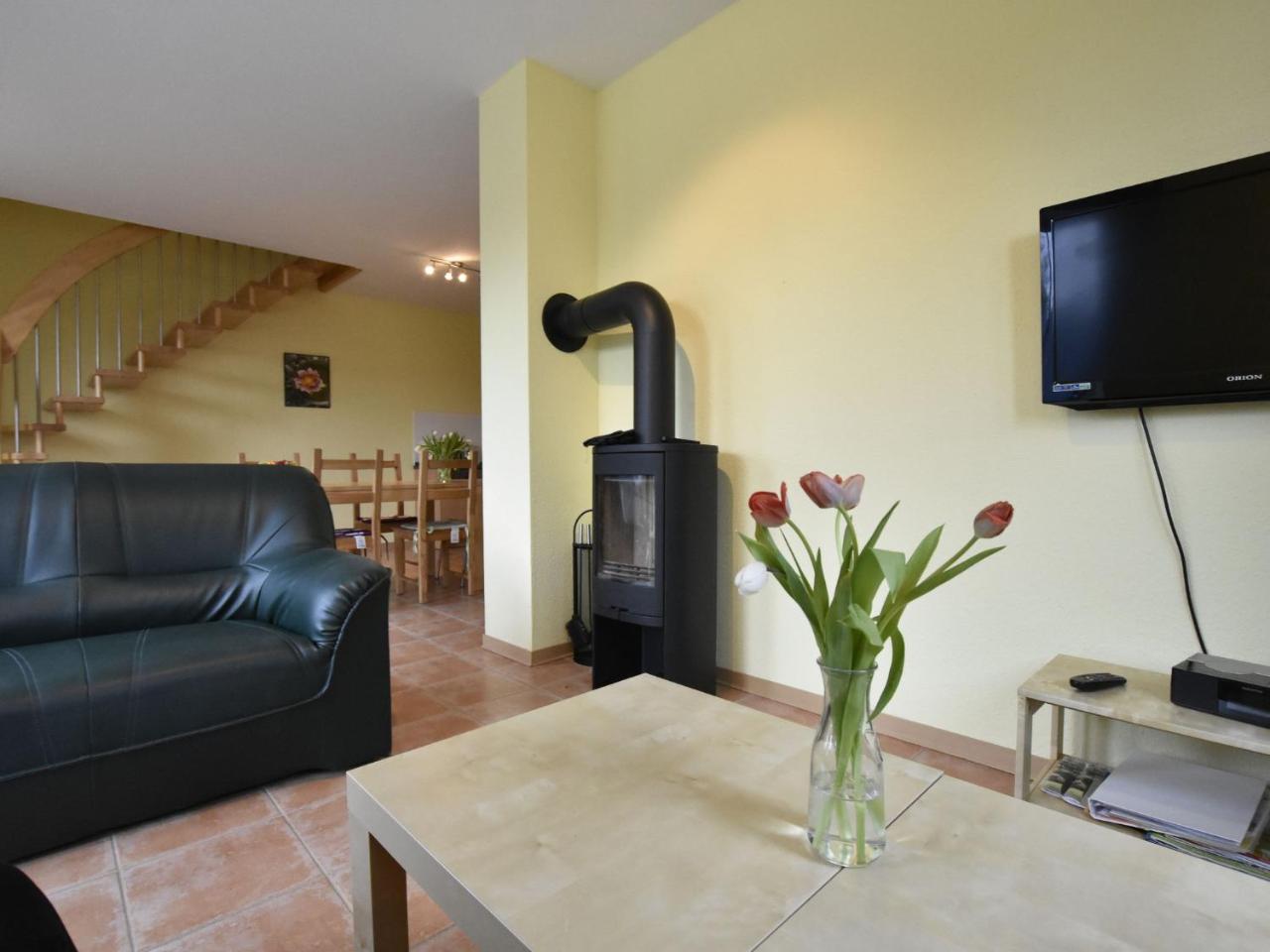 5-Bedroom Holiday Home In Zierow With Garden 외부 사진