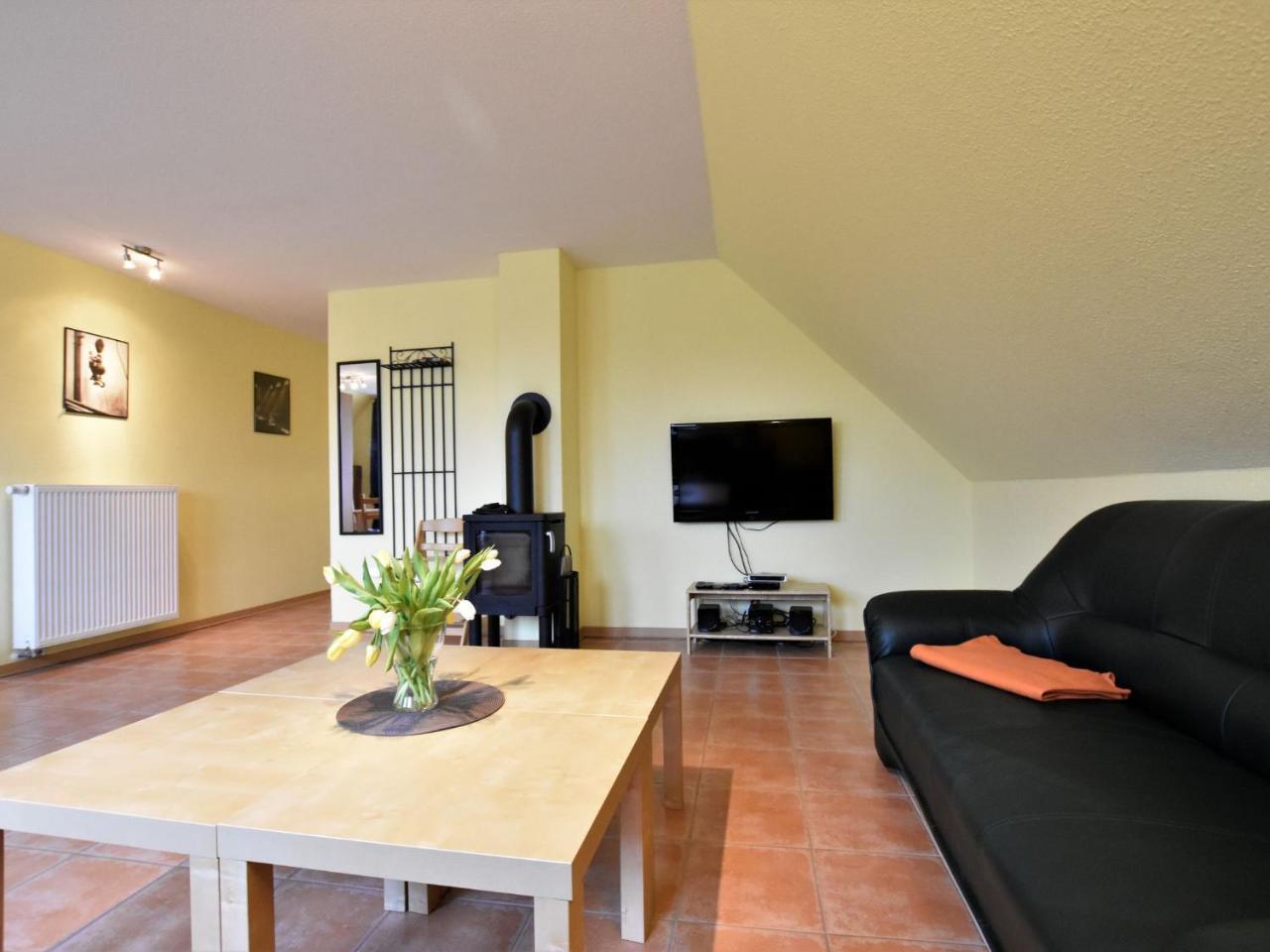 5-Bedroom Holiday Home In Zierow With Garden 외부 사진